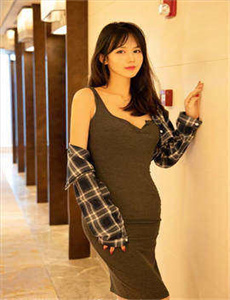 《进入深处k8经典网-美女外阴裸露写真图片》