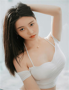 《粉嫩的她1v1军婚H-打屁股兔兔视频》