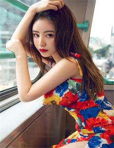 《少妇出轨偷拍免费视频-《七夕》潘甜甜》