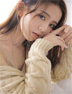 《操妇女-一个人在线观看免费看的视频直播》