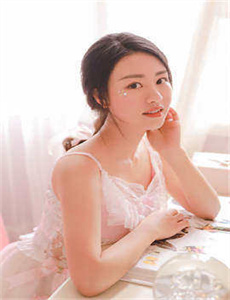 《国产精品久久久久久亚洲影视内衣-山狗1999》