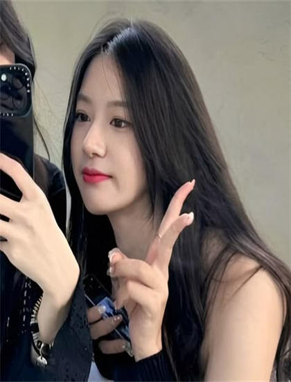 《万世天后》悬念设置引人入胜的：叙事技巧与观众心理